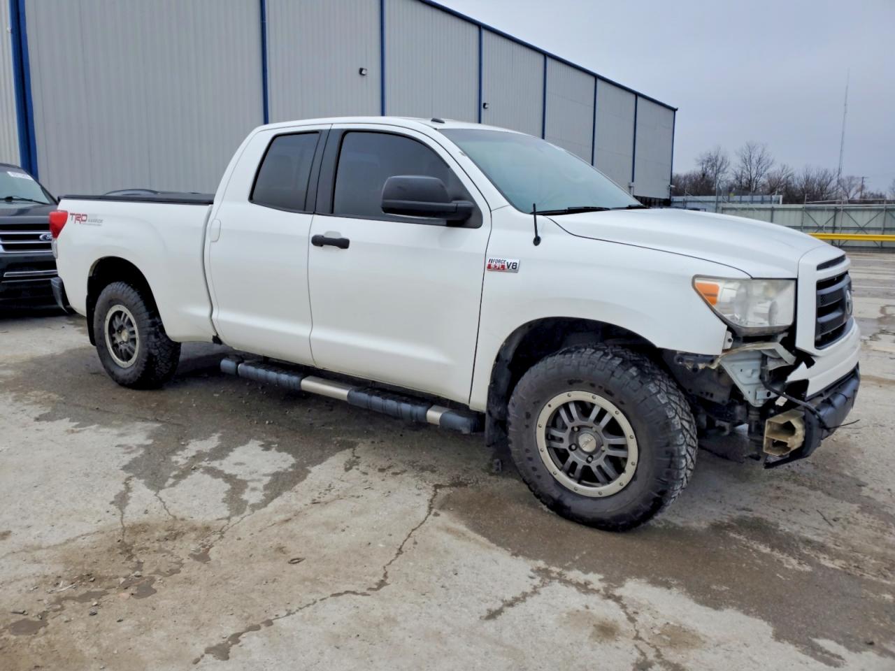 2012 TOYOTA TUNDRA DOUBLE CAB SR5 photo 4