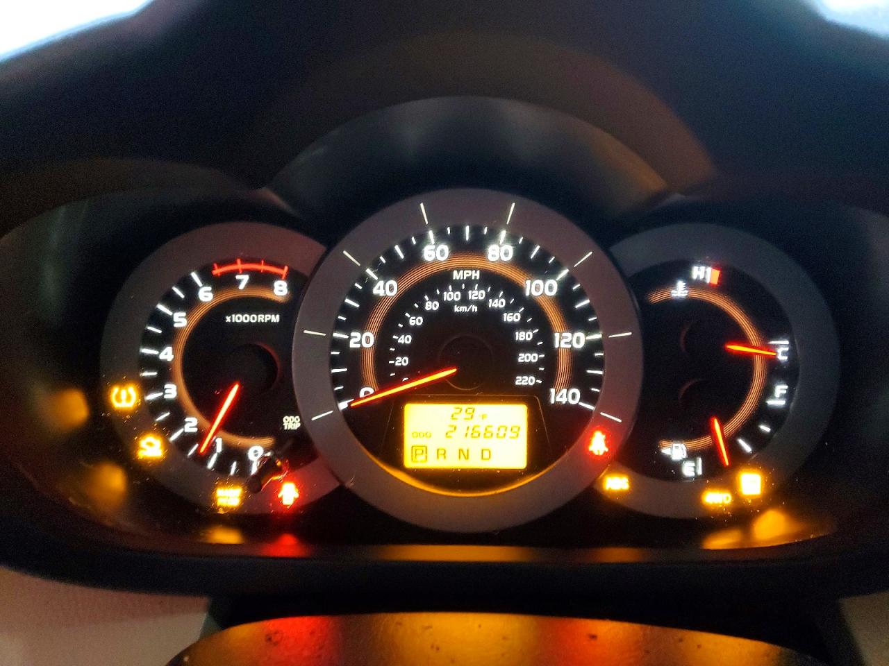 2011 TOYOTA RAV4 photo 17