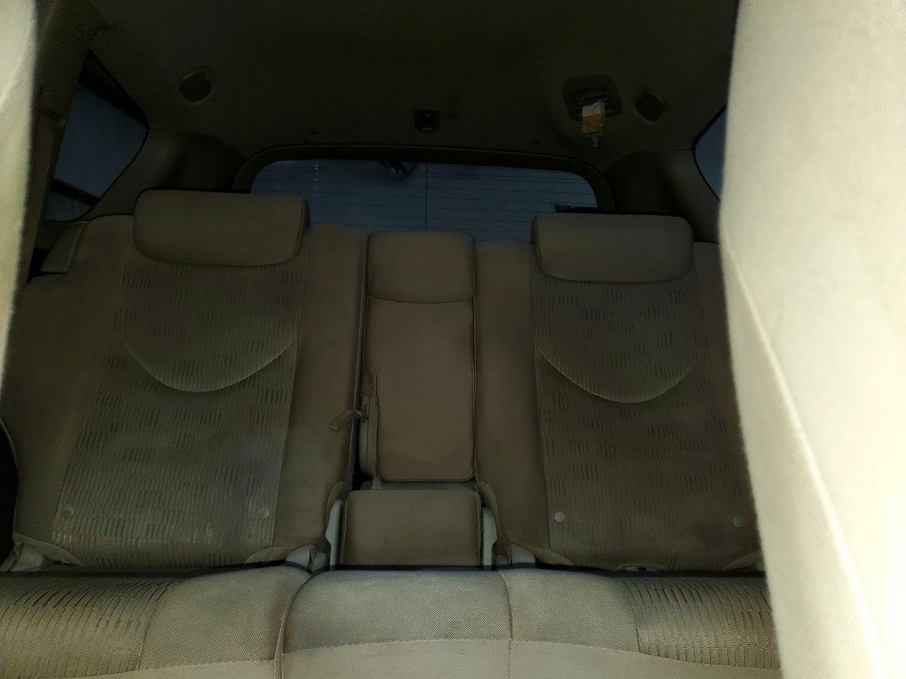 2011 TOYOTA RAV4 photo 19