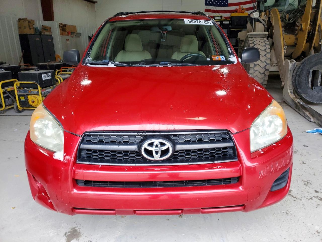 2011 TOYOTA RAV4 photo 9