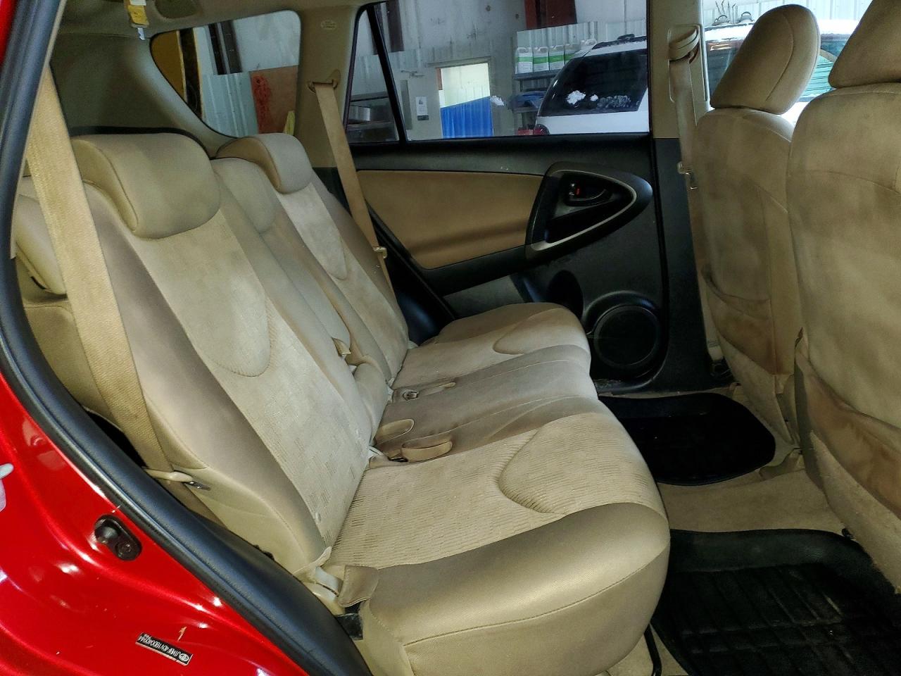 2011 TOYOTA RAV4 photo 21