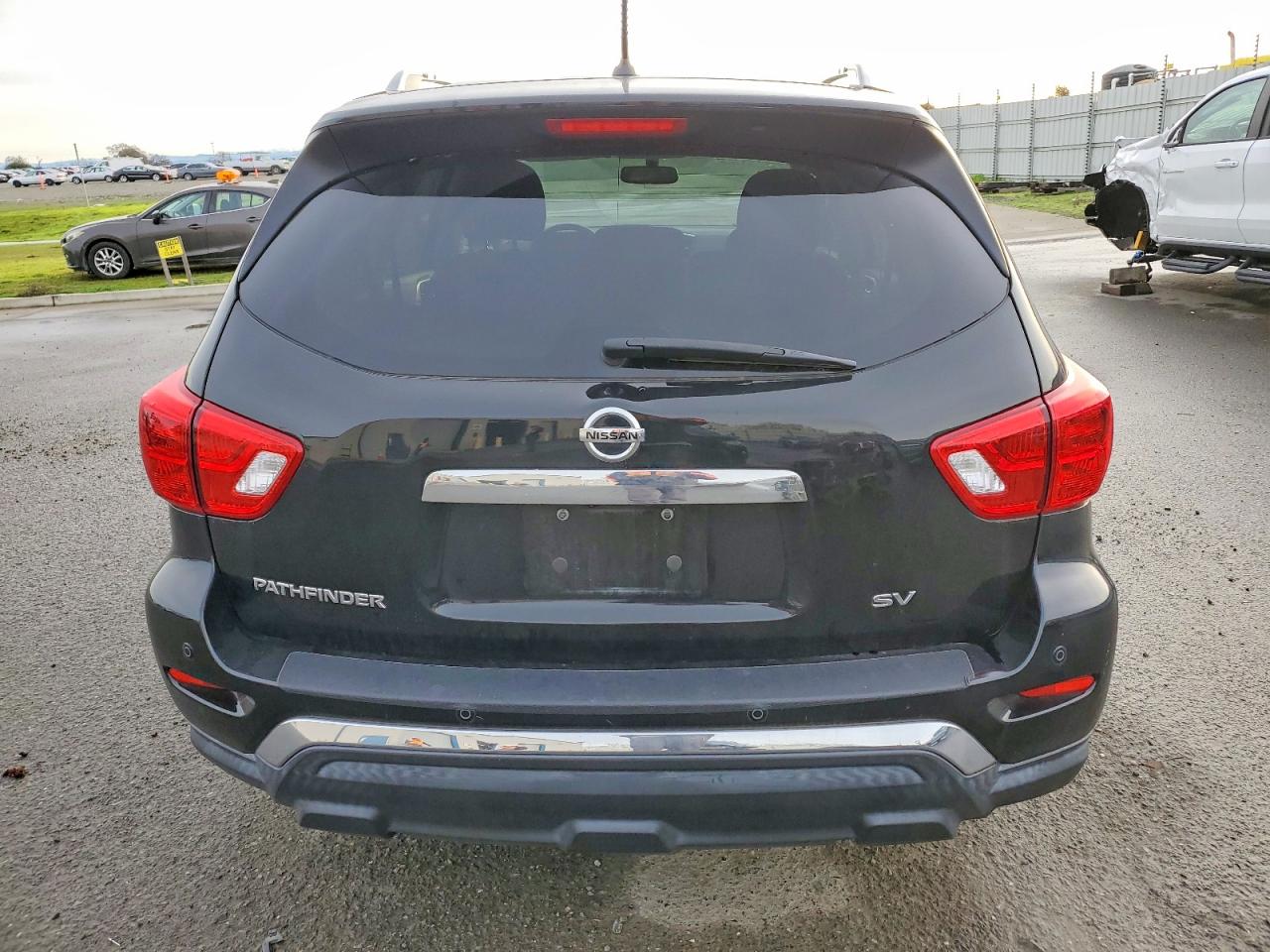2017 NISSAN PATHFINDER S photo 6