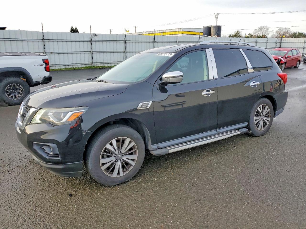 2017 NISSAN PATHFINDER