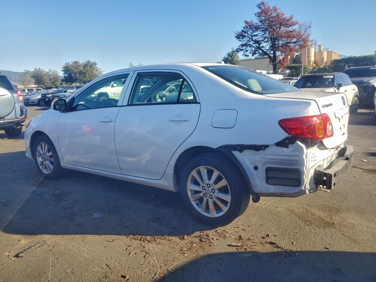 2010 TOYOTA COROLLA BASE photo 2
