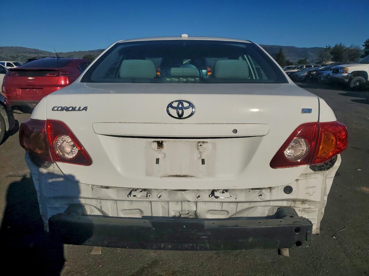 2010 TOYOTA COROLLA BASE photo 6