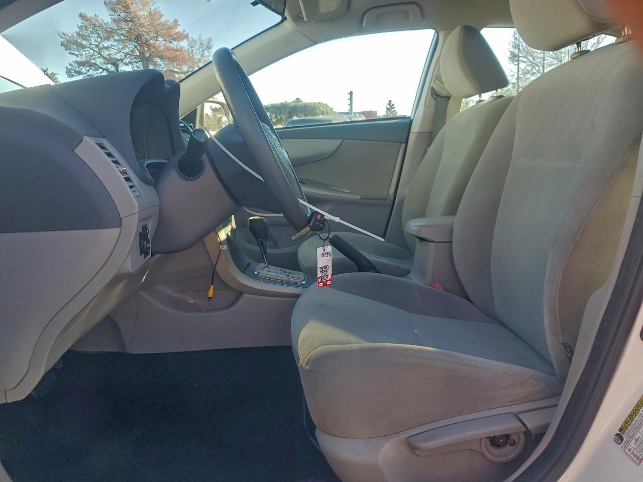 2010 TOYOTA COROLLA BASE photo 7