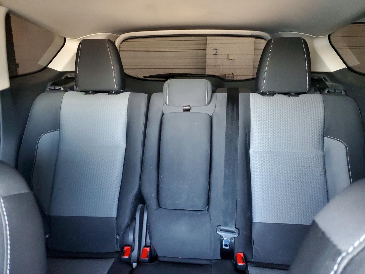 2017 FORD ESCAPE SE photo 10