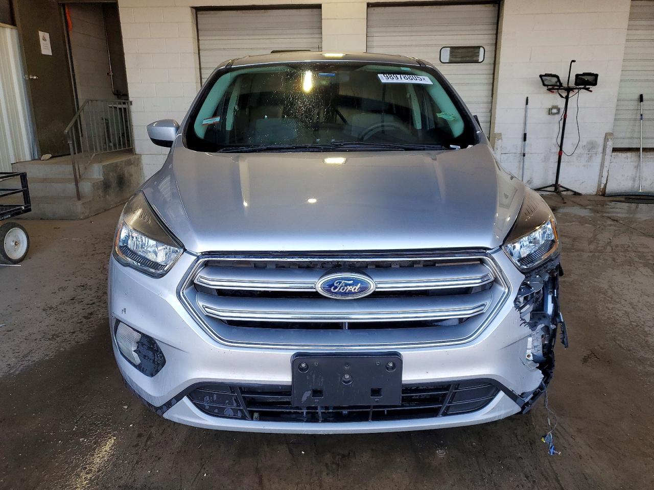 2017 FORD ESCAPE SE photo 5