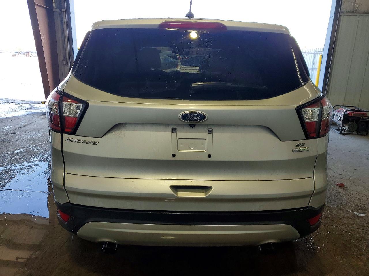 2017 FORD ESCAPE SE photo 6