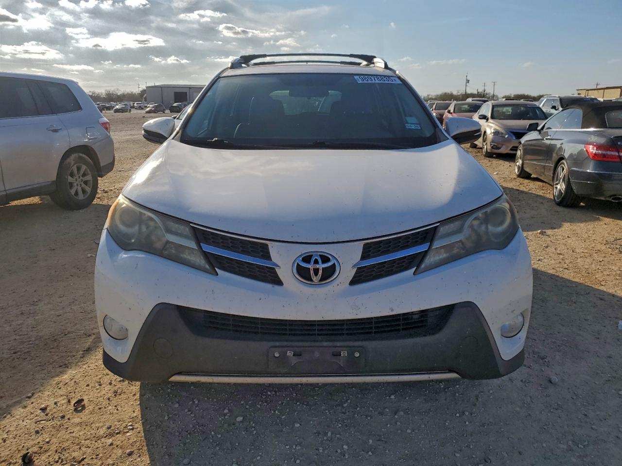 2013 TOYOTA RAV4 XLE photo 9