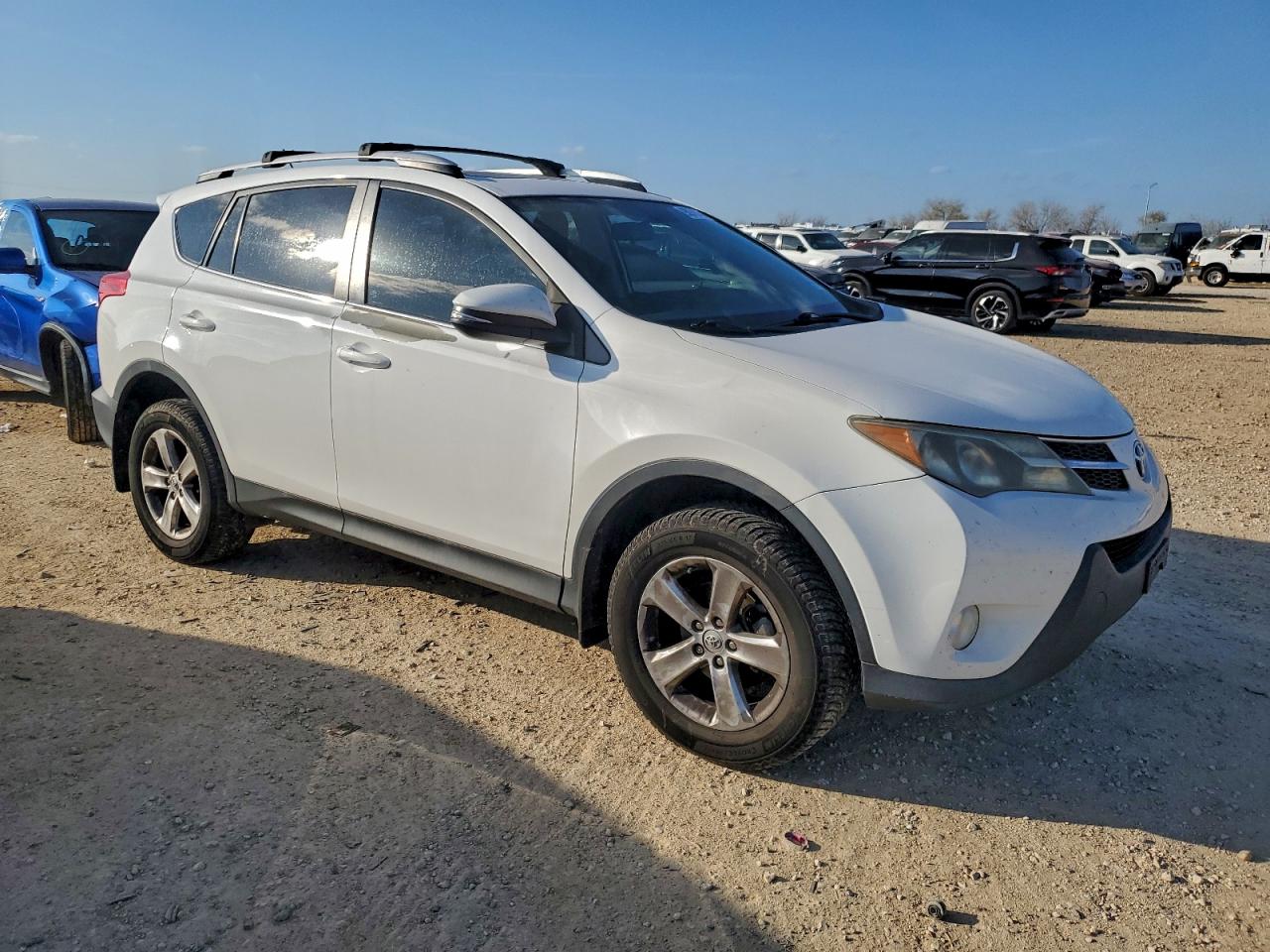 2013 TOYOTA RAV4 XLE photo 7