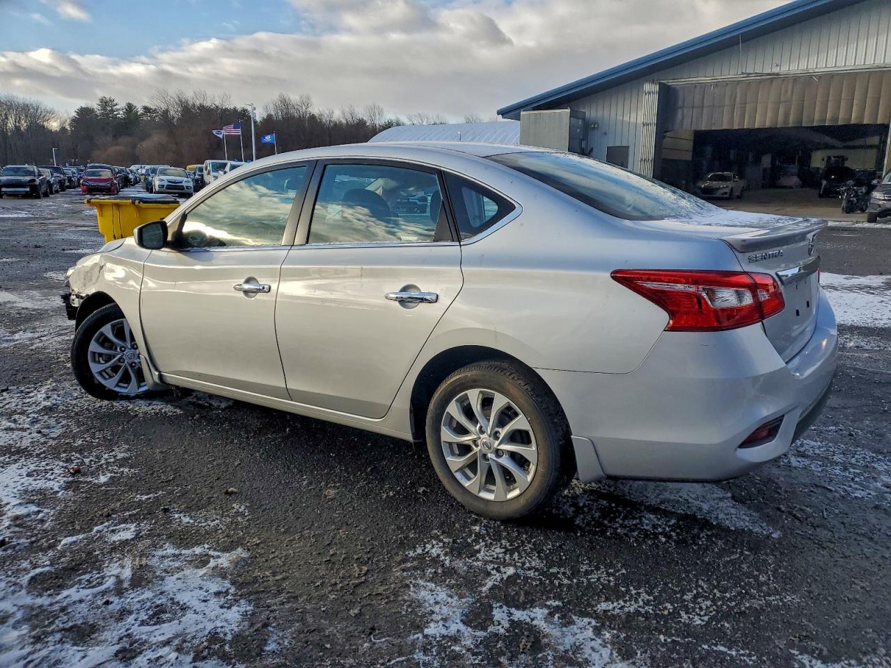 2019 NISSAN SENTRA S photo 2