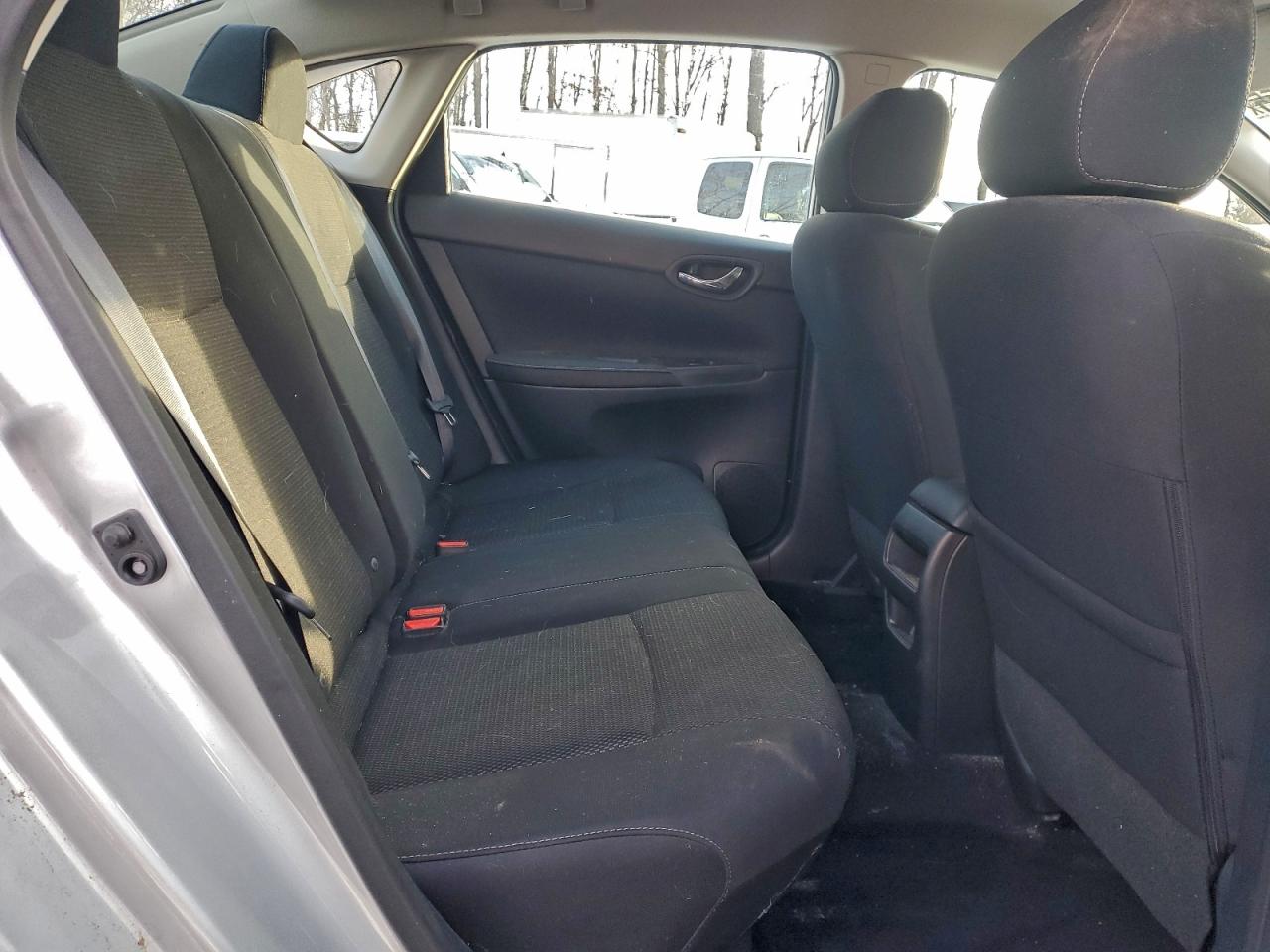 2019 NISSAN SENTRA S photo 10