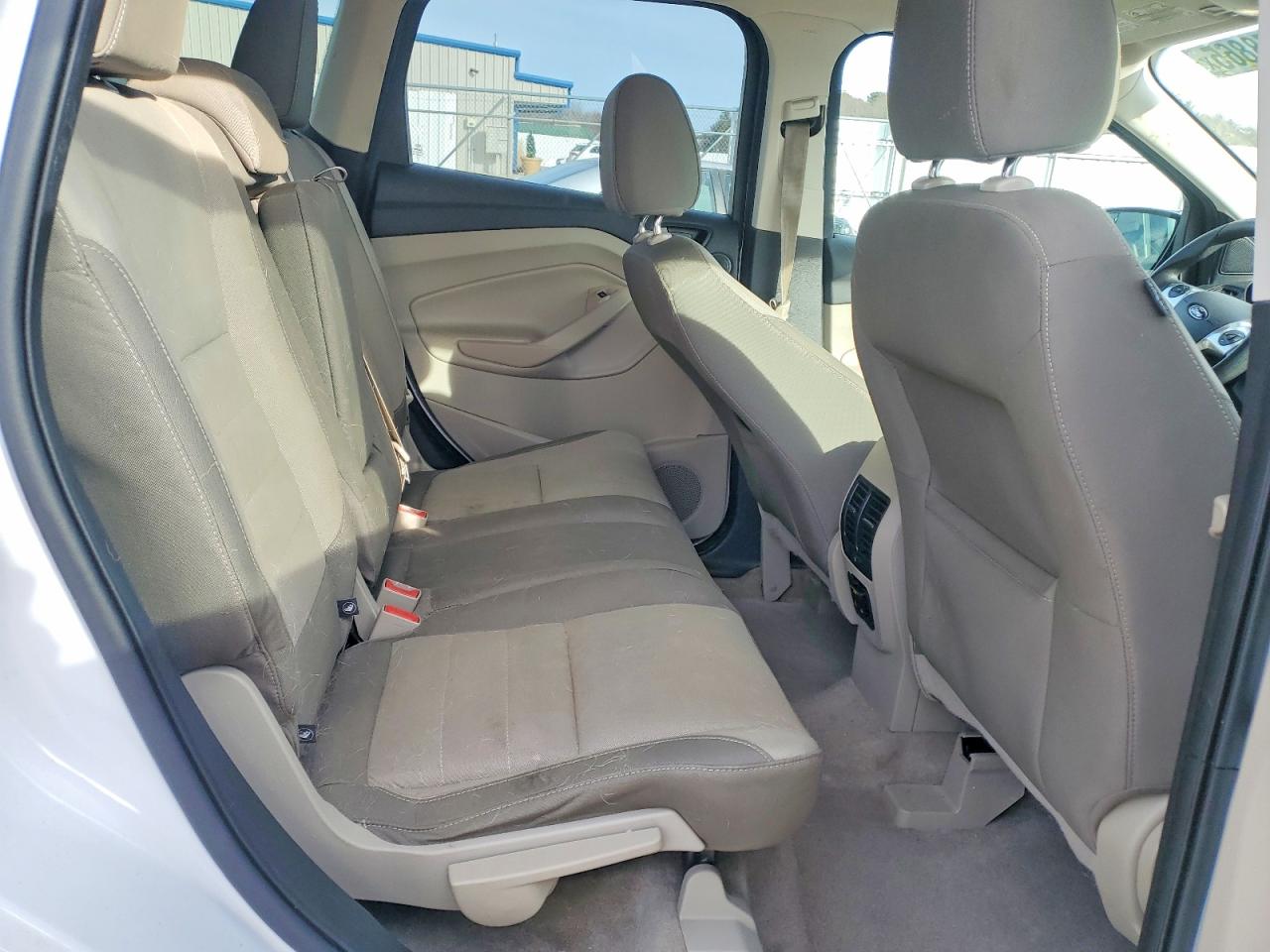 2016 FORD ESCAPE SE photo 21