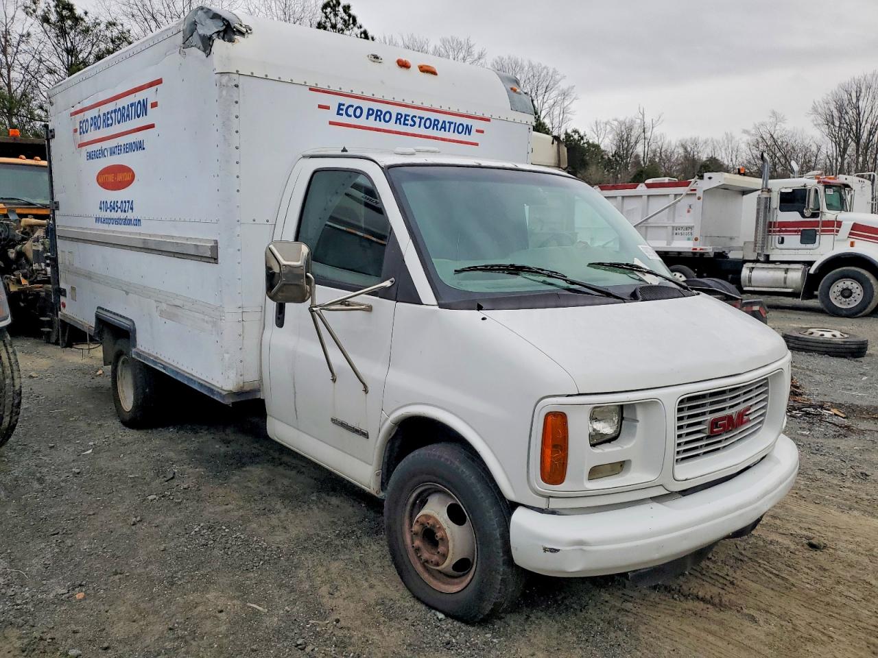 1997 GMC SAVANA BOX TRUCK photo 7