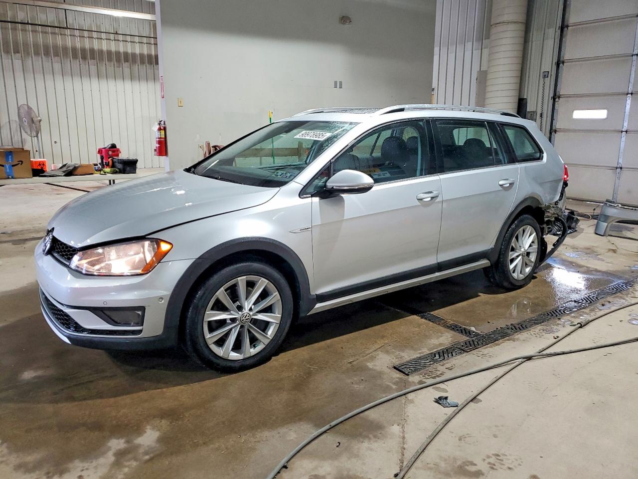 2017 VOLKSWAGEN GOLF ALLTRACK