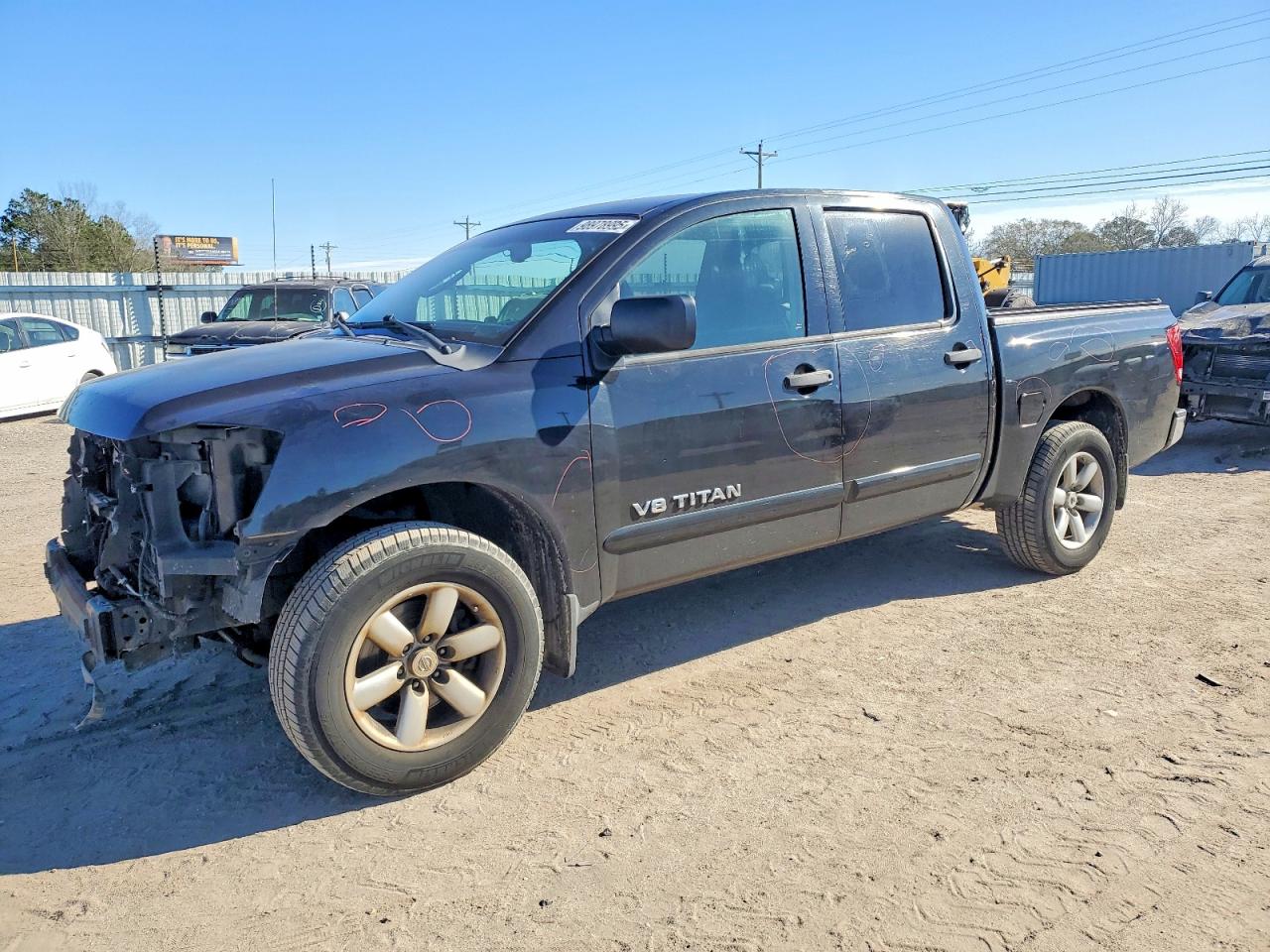 2011 NISSAN TITAN