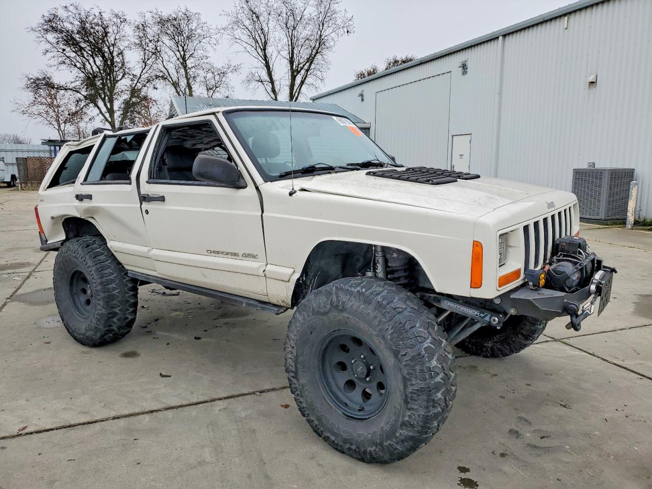1999 JEEP CHEROKEE SPORT photo 4
