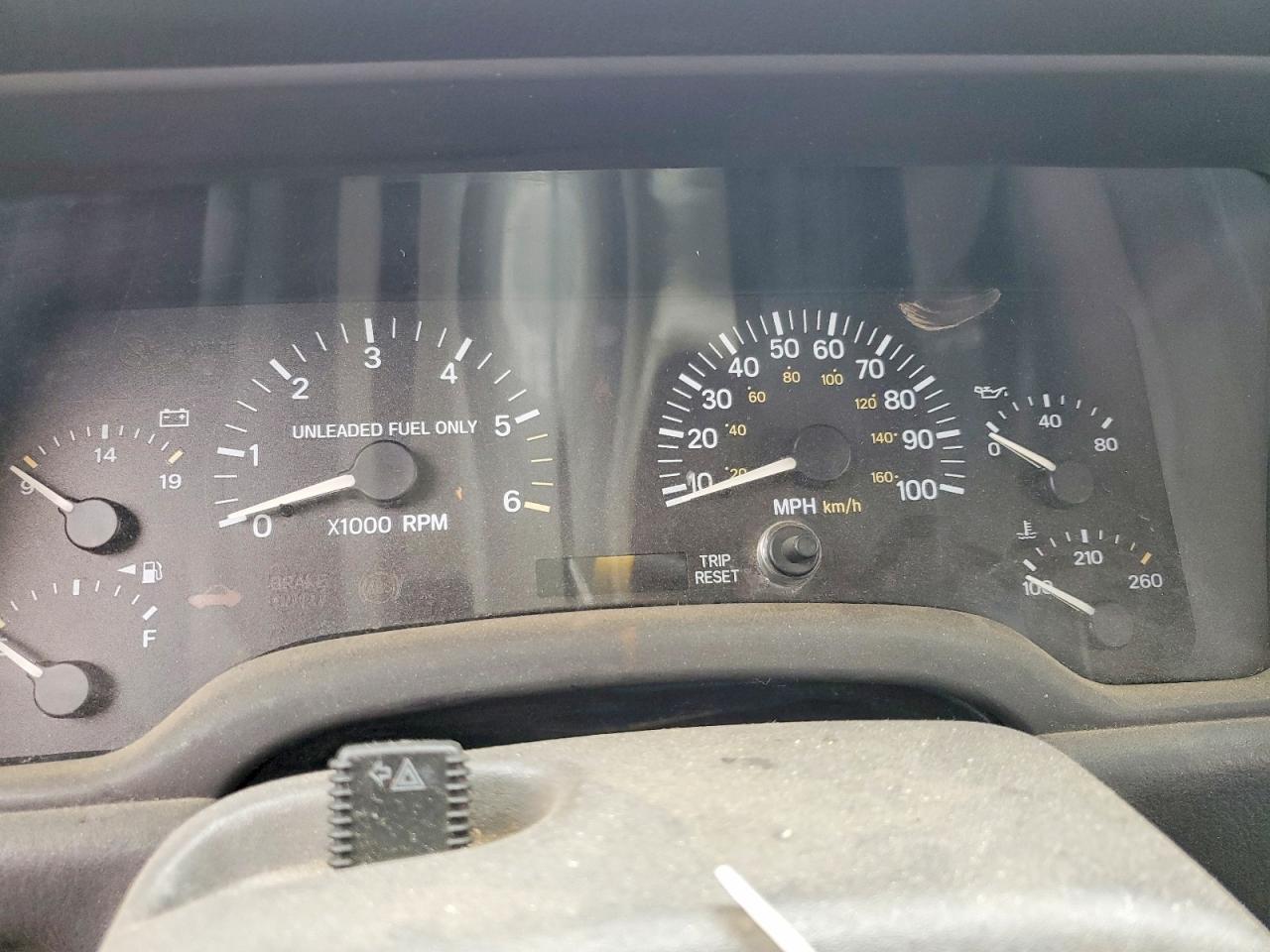 1999 JEEP CHEROKEE SPORT photo 9