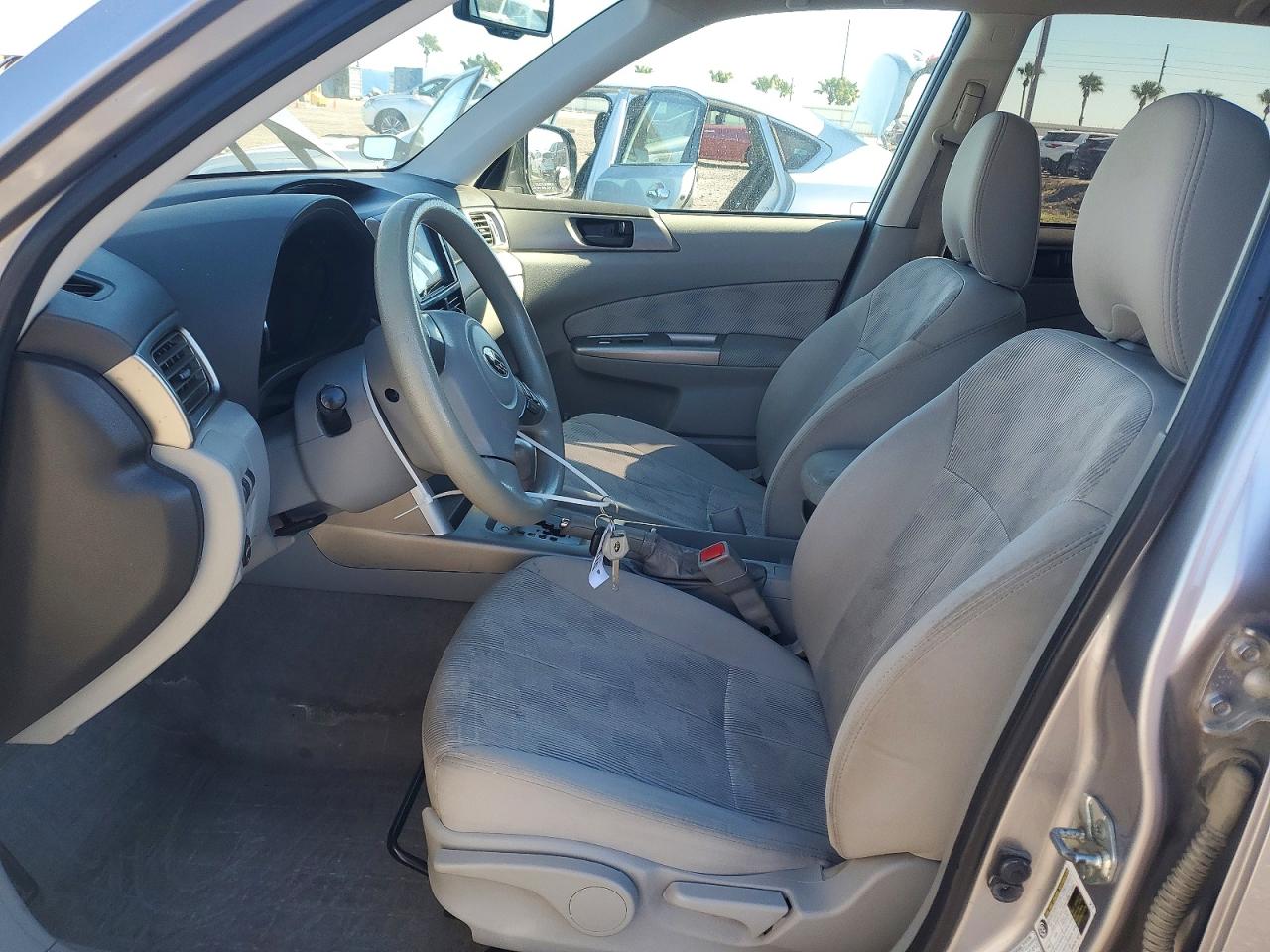 2010 SUBARU FORESTER XS photo 7