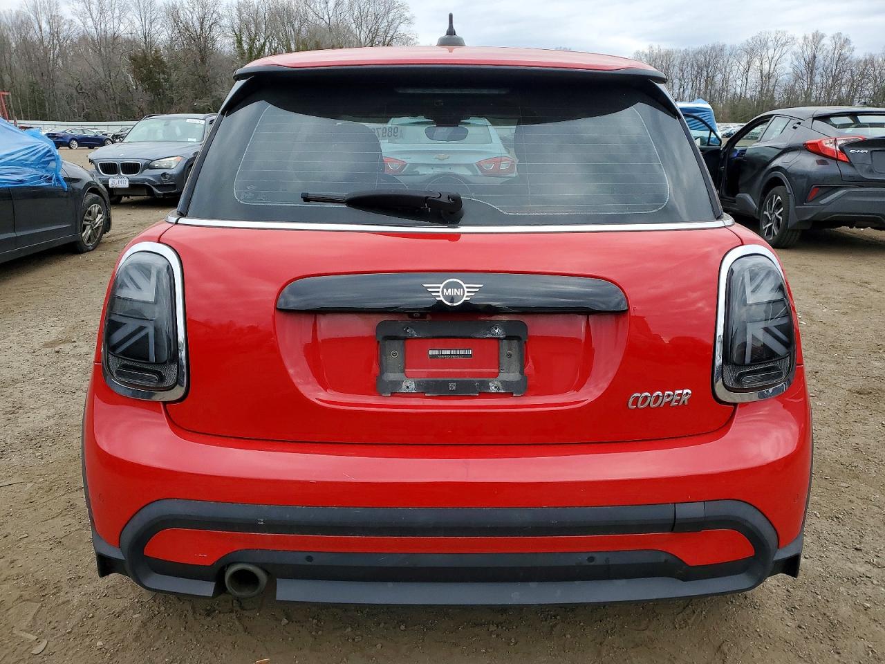 2022 MINI COOPER photo 6