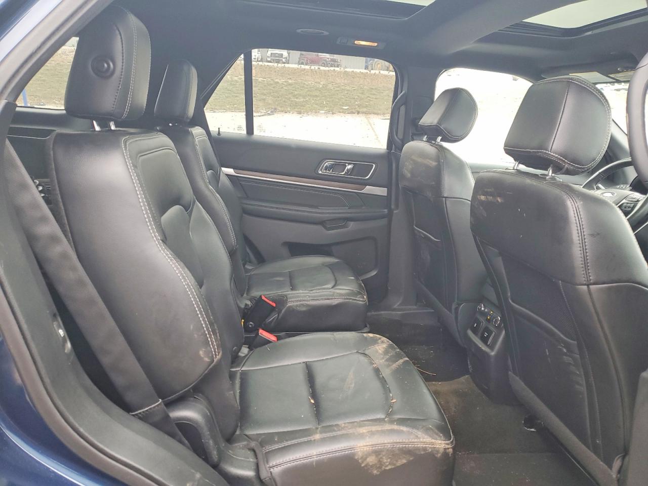 2017 FORD EXPLORER LIMITED photo 21