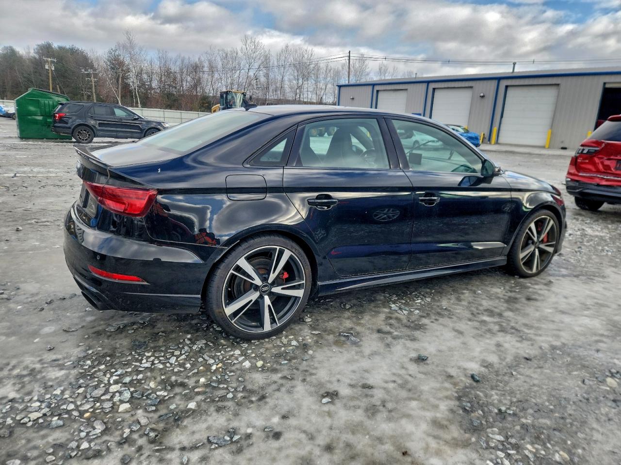 2018 AUDI RS3 photo 5