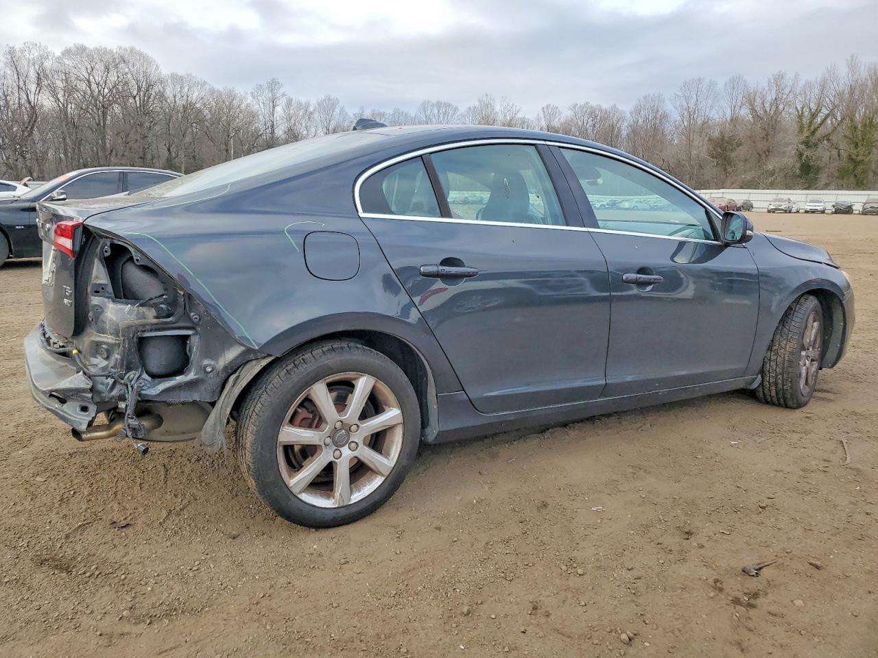 2016 VOLVO S60 PREMIER photo 7