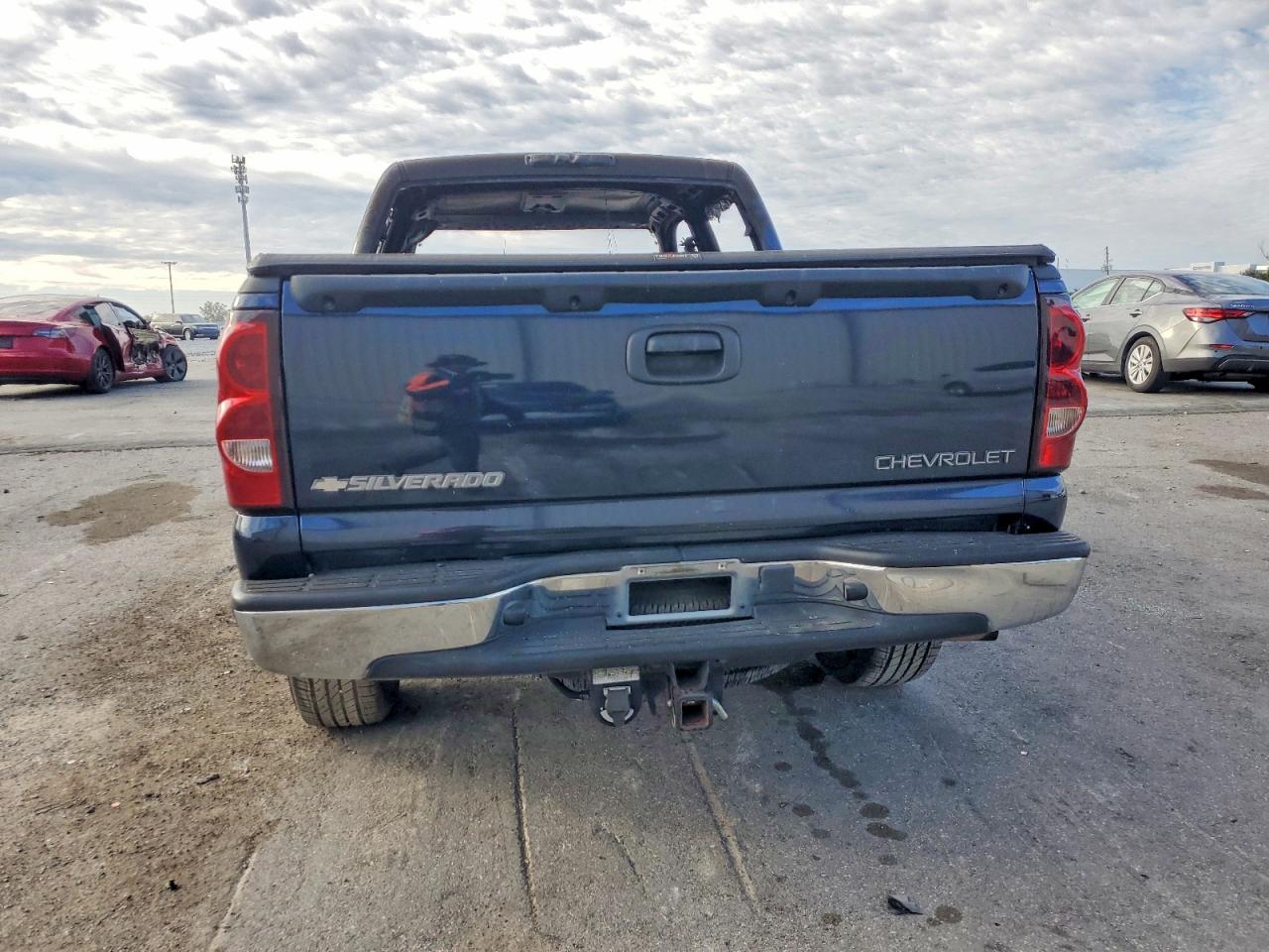 2005 CHEVROLET SILVERADO K1500 photo 6