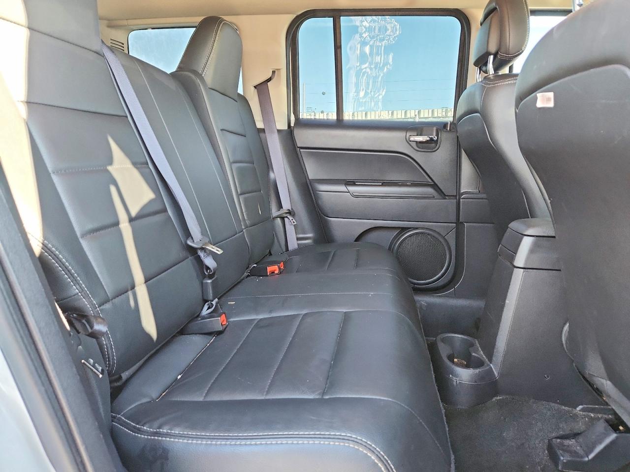 2017 JEEP PATRIOT LATITUDE photo 28