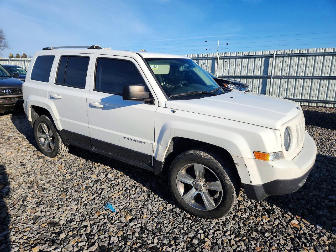 2017 JEEP PATRIOT LATITUDE photo 10