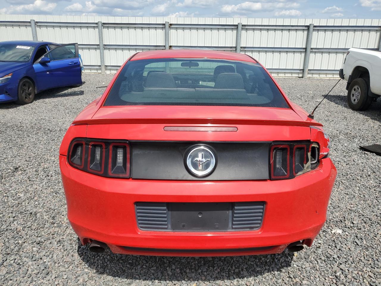 2013 FORD MUSTANG photo 16