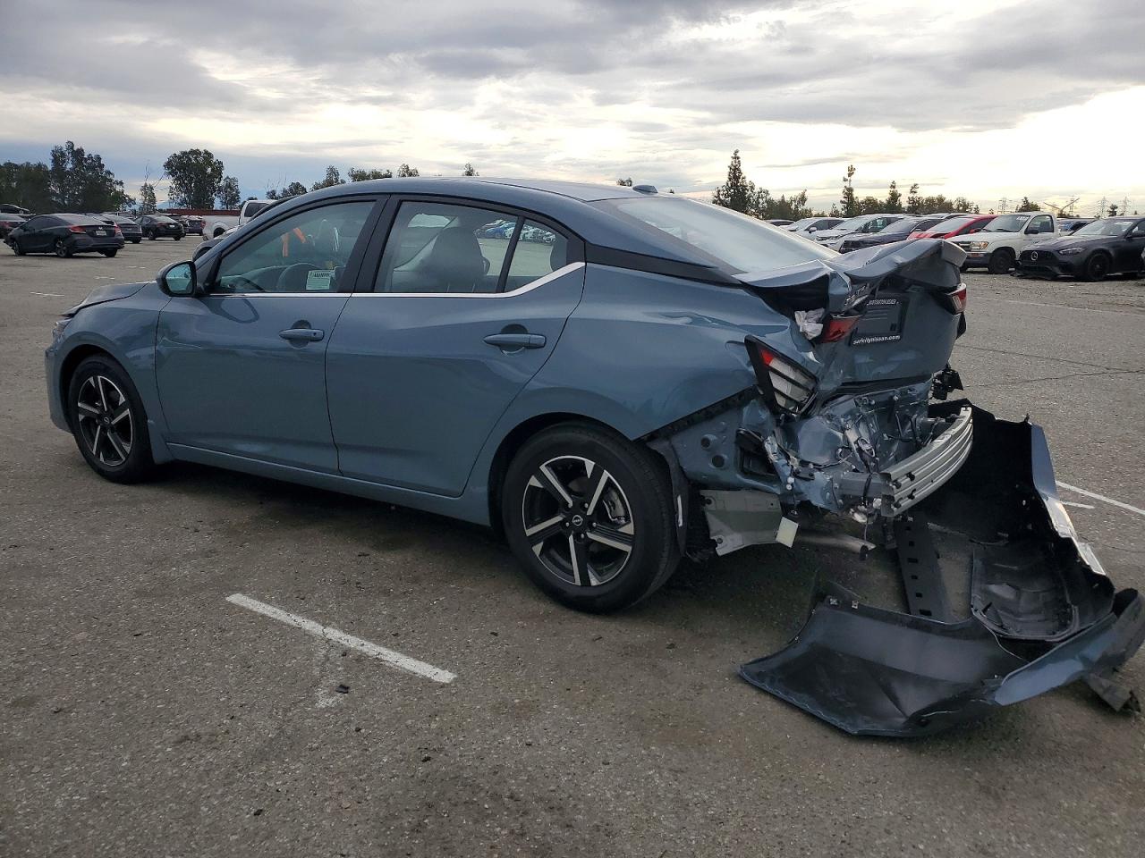 2025 NISSAN SENTRA SV photo 2