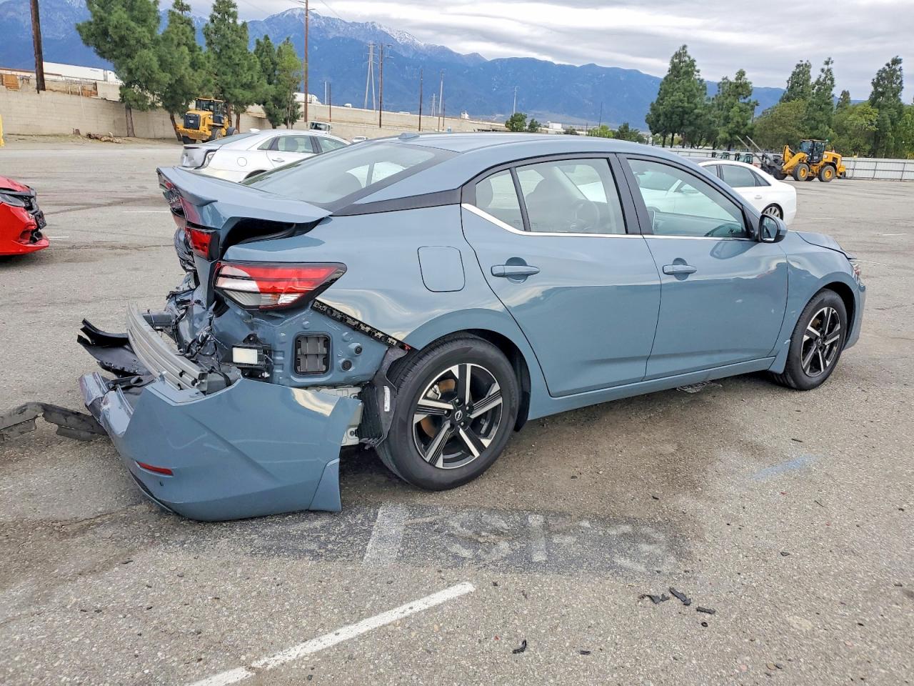 2025 NISSAN SENTRA SV photo 3