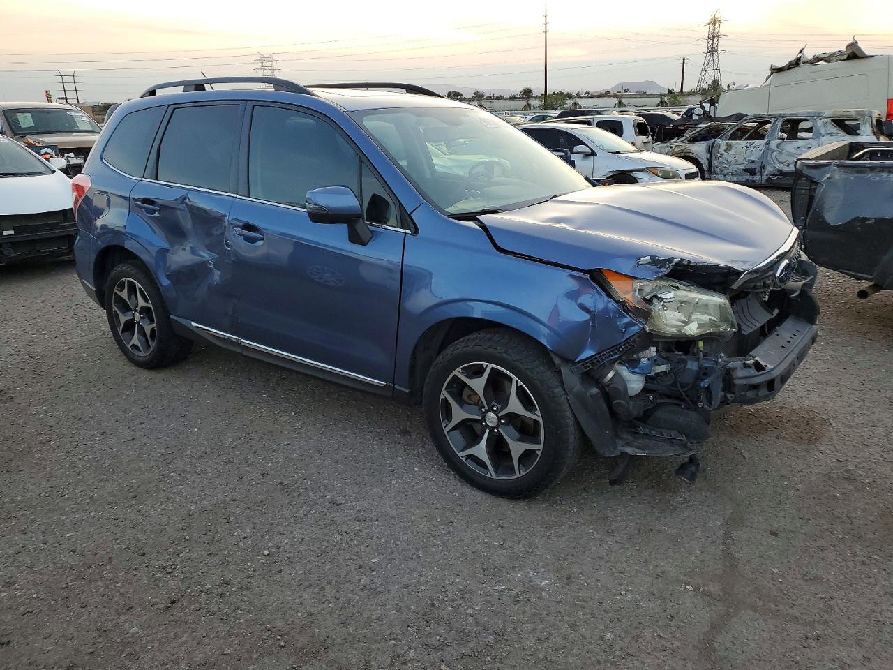 2015 SUBARU FORESTER 2.0XT TOURING photo 4