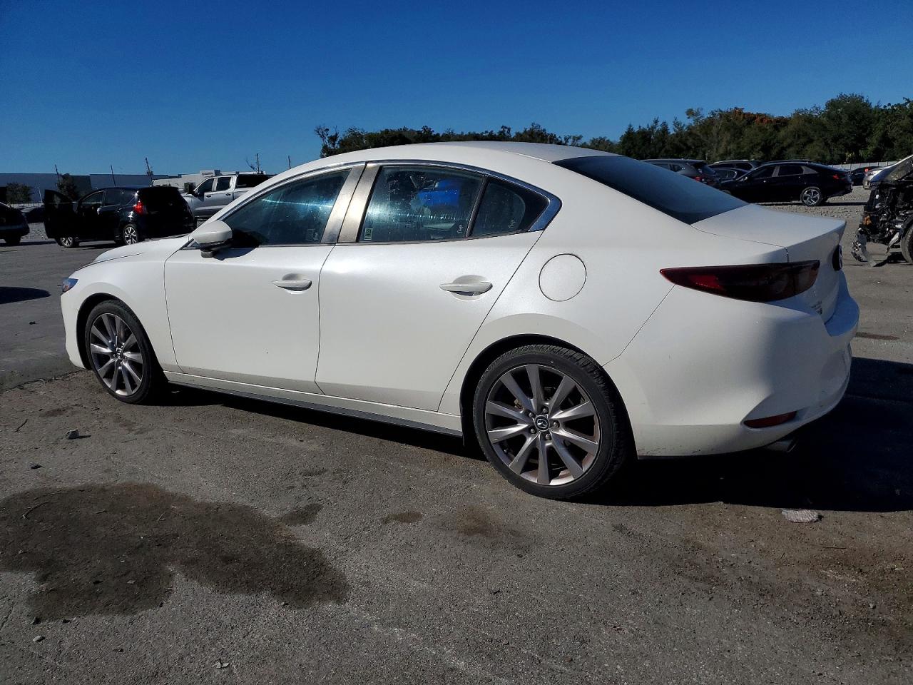 2019 MAZDA 3 PREFERRED PLUS photo 4