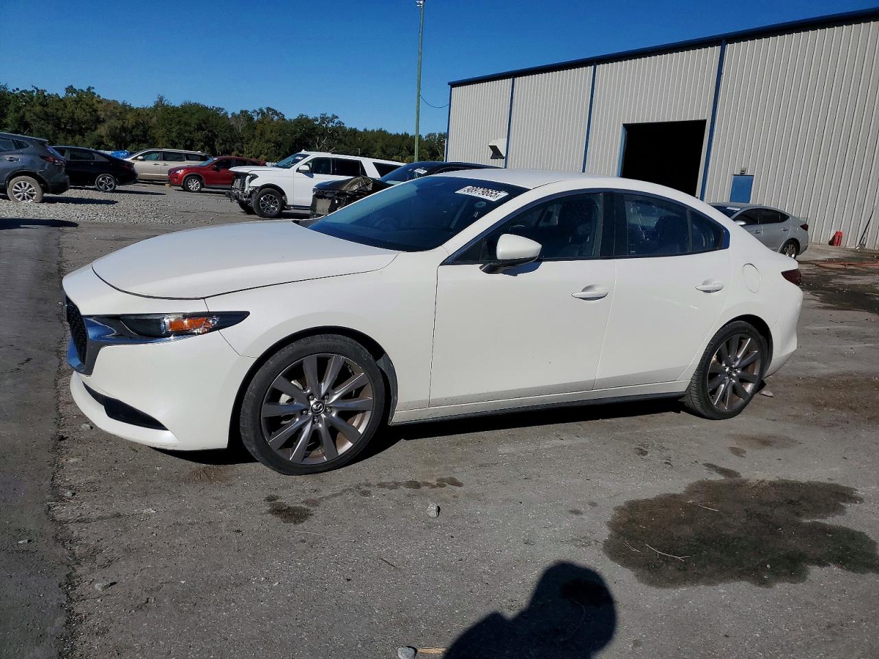 2019 MAZDA 3