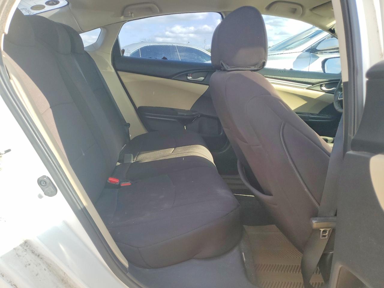 2016 HONDA CIVIC LX photo 10