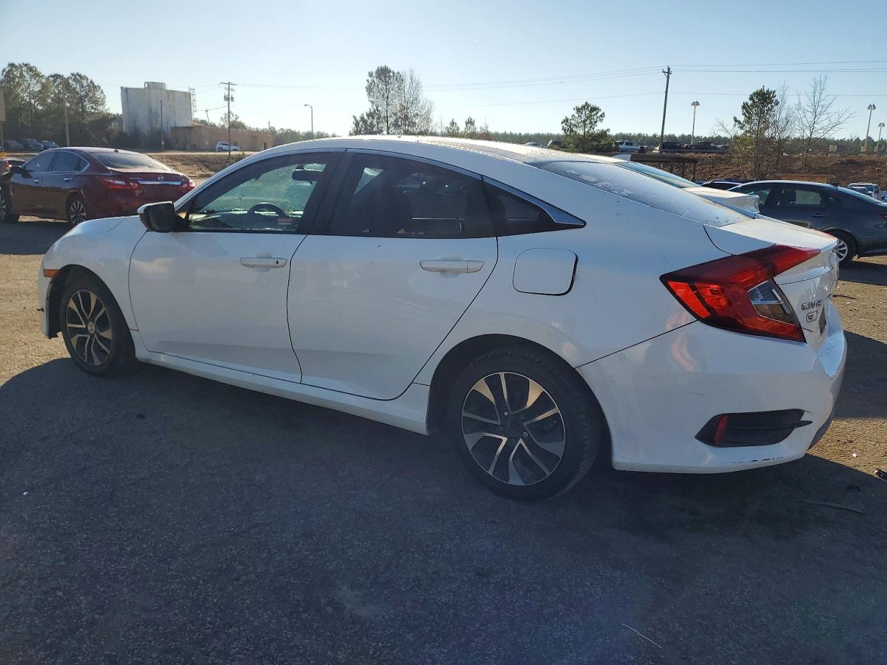 2016 HONDA CIVIC LX photo 2