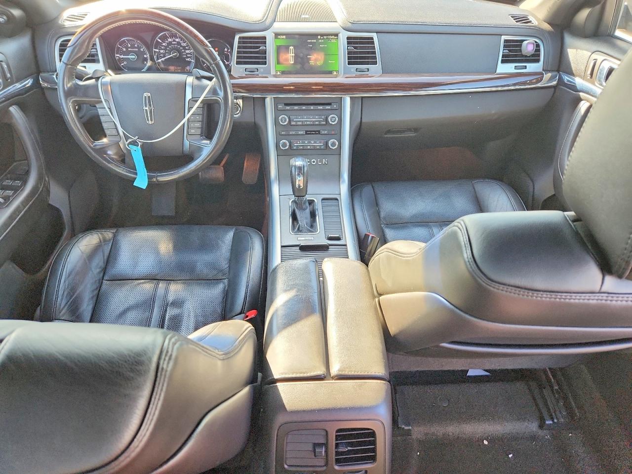 2012 LINCOLN MKS photo 8