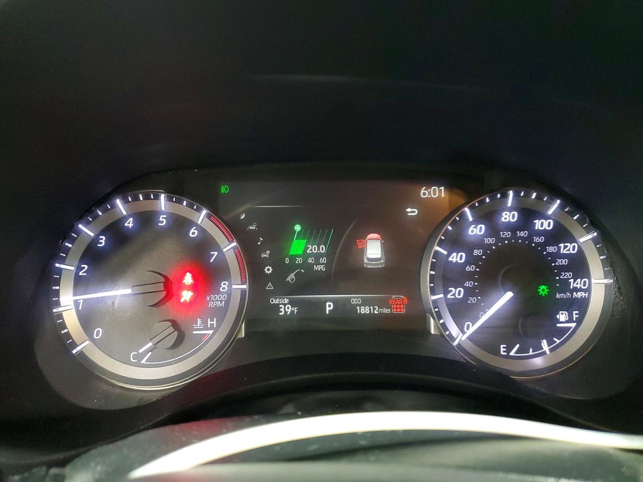 2024 TOYOTA HIGHLANDER LE photo 9