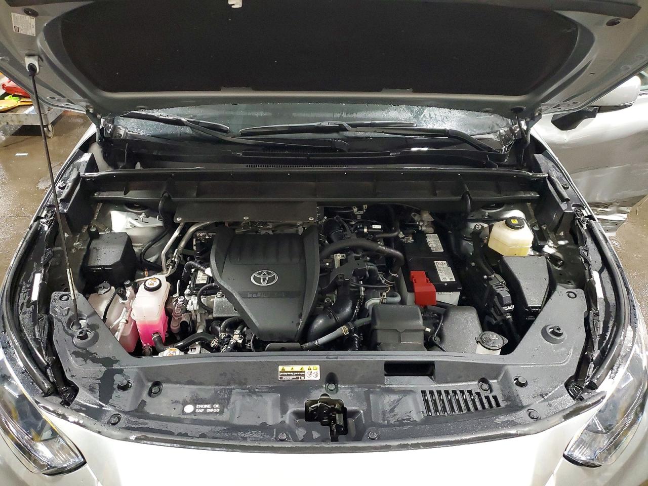 2024 TOYOTA HIGHLANDER LE photo 12