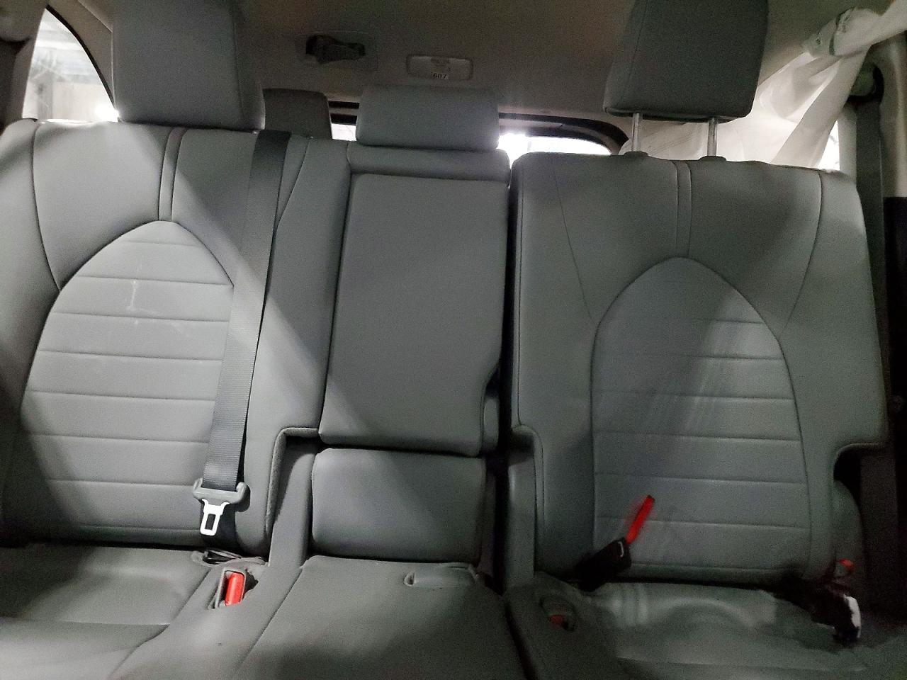 2024 TOYOTA HIGHLANDER LE photo 10