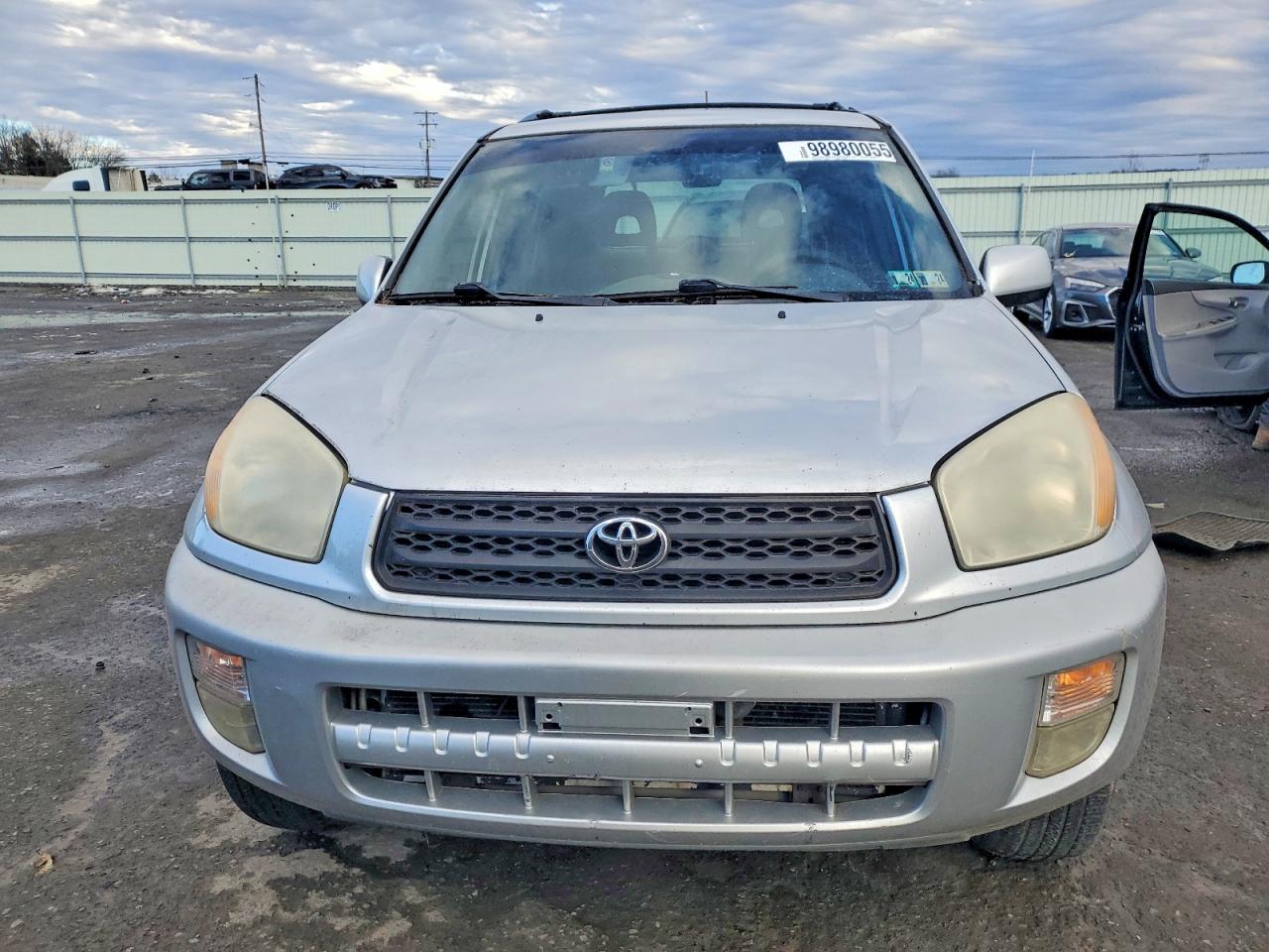 2002 TOYOTA RAV4 photo 5