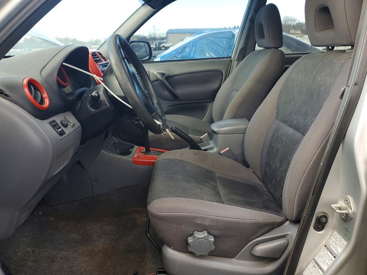 2002 TOYOTA RAV4 photo 7