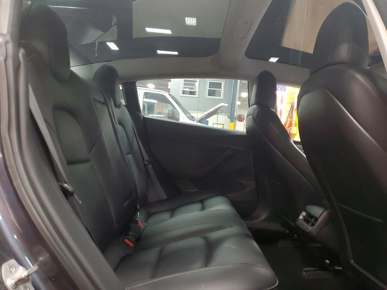 2018 TESLA MODEL 3 photo 10