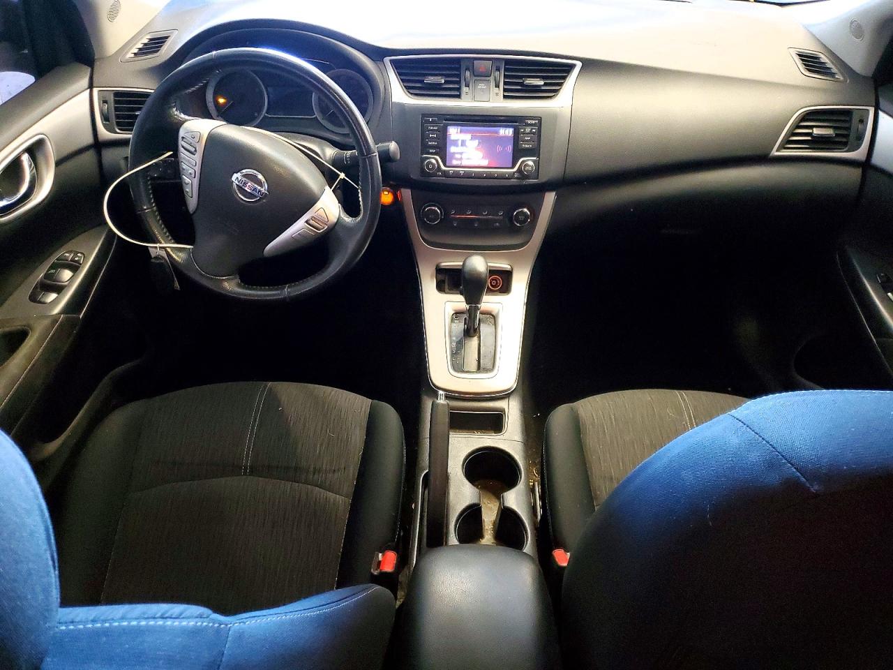 2015 NISSAN SENTRA S photo 8