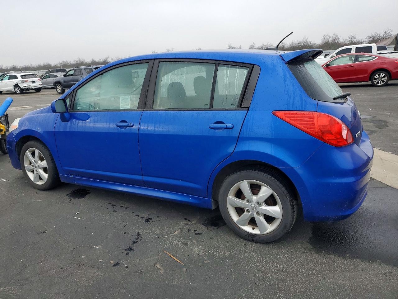 2012 NISSAN VERSA S photo 4