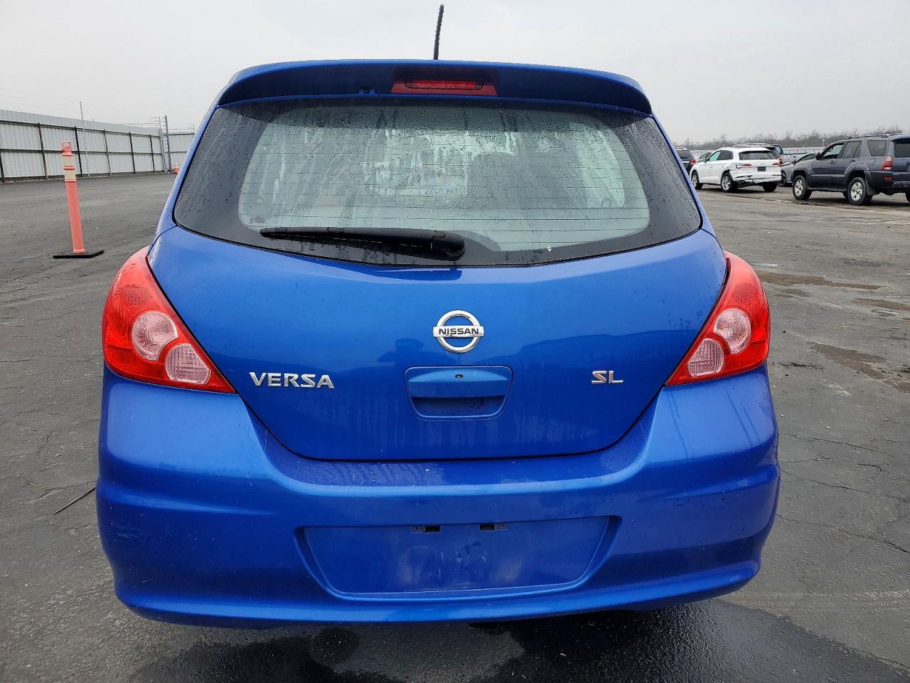 2012 NISSAN VERSA S photo 16