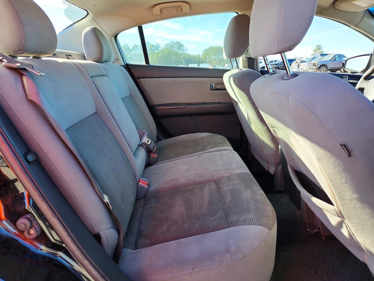 2012 NISSAN SENTRA 2.0 photo 10
